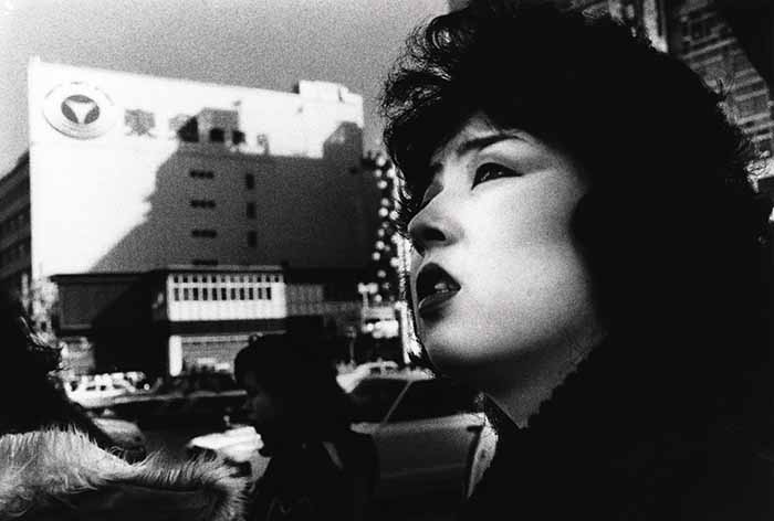 © Daido Moriyama Tokyo, 1978. fotografia b/n. Courtesy l’artista