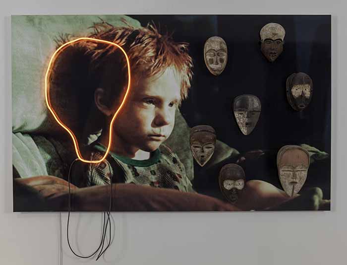 © Sarkis. On the Breaking Bad’s wallpaper between the Cry and the Masks, 2014. Photograph mounted on aluminium, neon, 6 african masks 144 x 235 cm. Courtesy Sarkis & Galerie Nathalie Obadia Paris/Bruxelles  Photo: We Document Art 